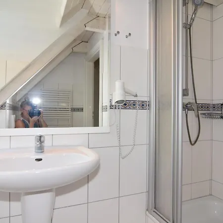 Alma &amp Eva, Whg 10